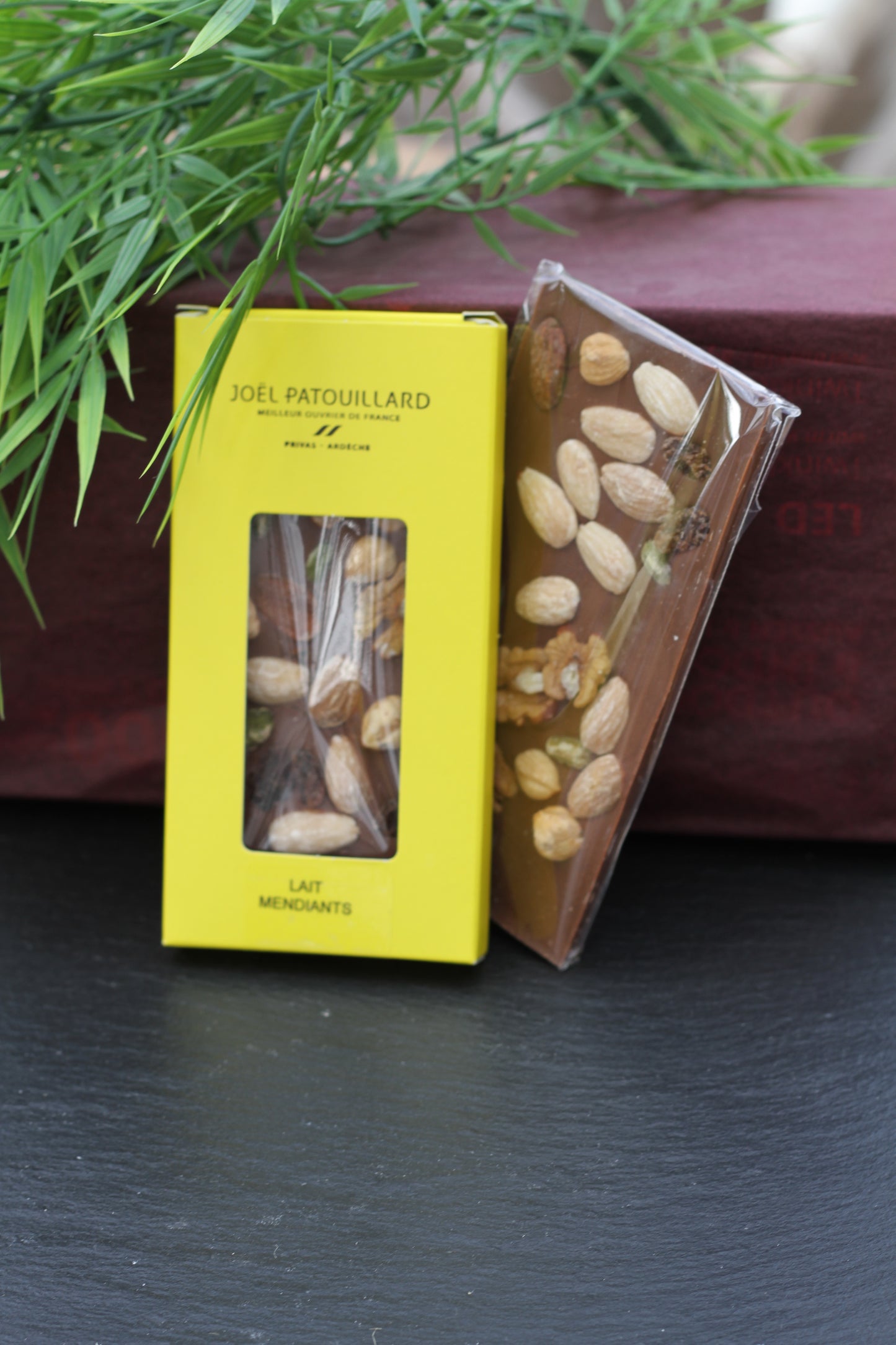 Tablette de Chocolat au Lait façon Mendiant Joël Patrouillard